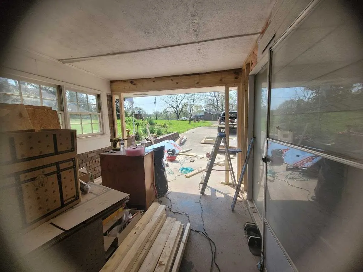 Air movers and dehumidifier for Drying & Dehumidification in Sandy